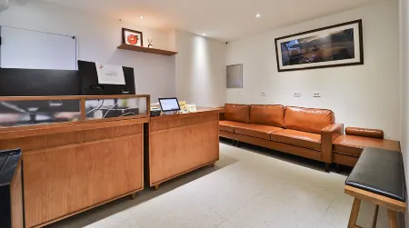 Geoje Dongbeck Hotel Gohyeon Отели рядом с достопримечательностью «Коджедо»