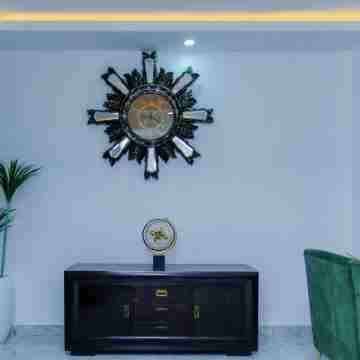 3 Bed Home Sleeps 6 - Garden, Parking, Wifi Others