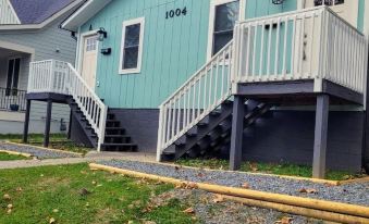 Renovated 2 Bed Walltown Home Walk to Duke! A