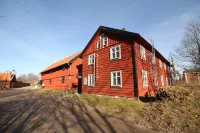 Mallboden Café & Vandrarhem Hotels near Motala kyrka