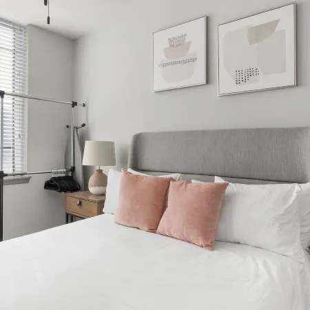 Birmingham Business District Apartments by Landing