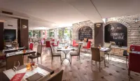 Hotel Continental - TonelliHotels Hotels in Nago-Torbole