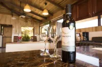 Santa Juana Lodge & Nature Reserve Hotels in Naranjito