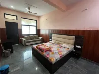 Srijibaba ki Haweli Hôtels à : Radha Kund