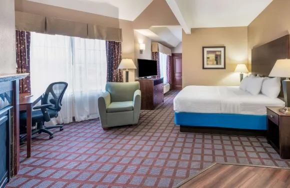 博茲曼拉昆塔温德姆套房酒店