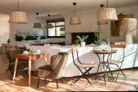 Domaine Santa Giulia Palace - Homestays