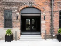 Pickle Factory Hotel - 2Br Next to Wenzel Distillery Hotels in Covington