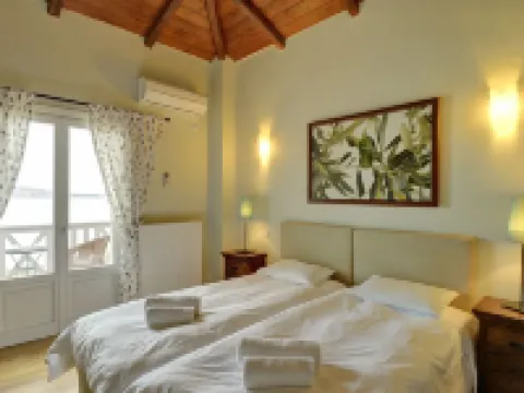 イオリス ヴィラズ ピュロスのホテル