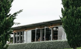 Cupitt's Estate Villas