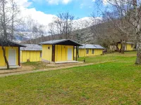 Ideal Bungalow for 2 or 3 Guests Surrounded by a Lovely Garden Hôtels à : Kamena