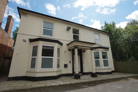 Arbourfield Lodge Отели рядом с достопримечательностью «University of Derby»