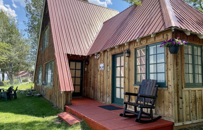 Tioga Lodge at Mono Lake