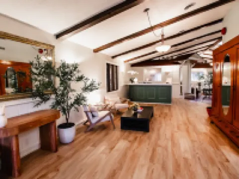 Hessenland Inn & Schatz Winery Hotels in Huron County