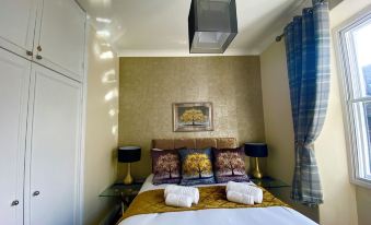 Merewyke Boutique Luxury Family Apartment Sleeps 4 , Central Location