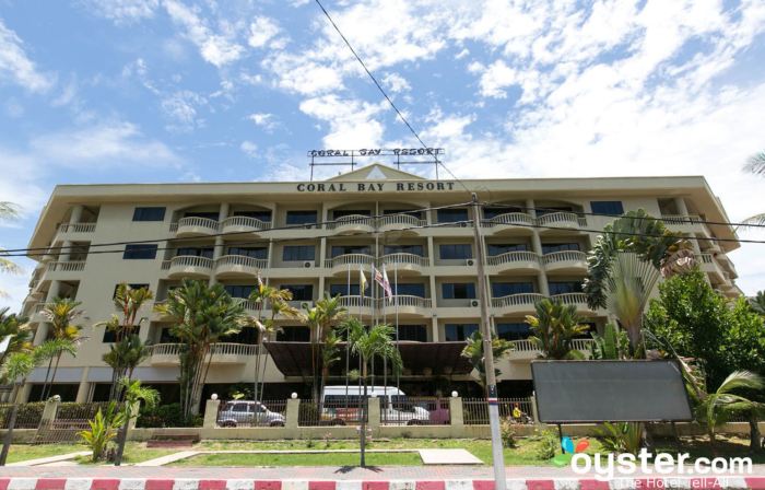 Coral Bay Resort