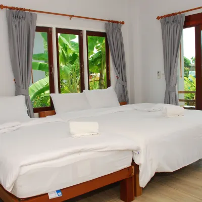Pran Kiang Lay Hotels near Pranburi Forest Park