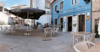 Blue House Ponte de Lima فنادق في Fornelos