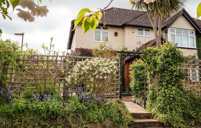 Avalon House B&B