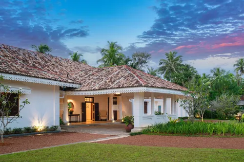 Ceylo Villas Hotels in Induruwa
