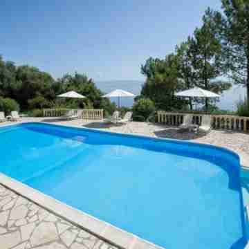 Aurora Beach Hotel Fitness & Recreational Facilities