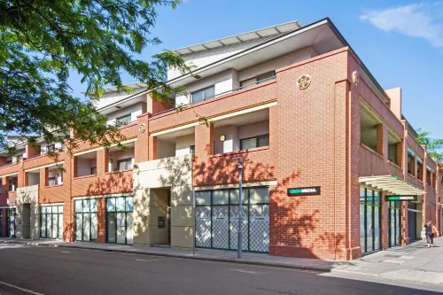 Swainson on Union - Condos
