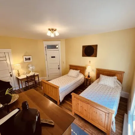 Laurel River Club Bed & Breakfast or Lrcbnb Отели в г. Такер