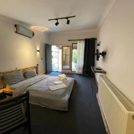 Sapanca Taş Ev & Bungalow