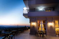 Elite Palace Hotels in 