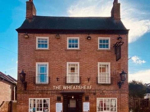 The Wheatsheaf Pub, Kitchen & Rooms