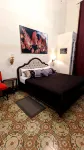Old Havana Hideaway with King-Sized Bed & Private Balcony