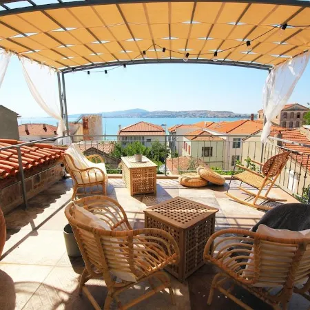 Lunaria Guest House