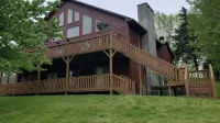 Family Cabin with Hot Tub & Game room. 8.3 miles from Appalachian Ski Mt.
