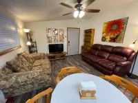 The Nook on Sunshine Hill--minutes to Crater of Diamonds and Historic Washington Hotels in Howard County