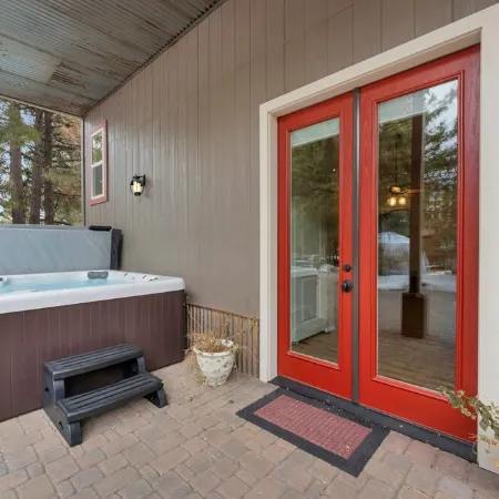 Cozy 2-bedroom apartment with WiFi, AC in charming Flagstaff