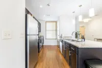 Modern Comfort and Gourmet Kitchen - Chic Music-Inspired Retreat