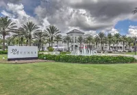 Social Kitchen and Fire Pit Oasis - Charming Coastal Cottage Hotel di Inlet Beach