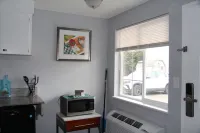 Elegant Haven - Full Kitchen, Close to Naval Bases & More 錫爾弗代爾住宿飯店