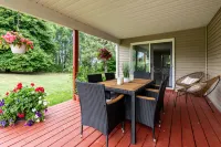 Charming Farm Retreat with Modern Comfort - Exquisite Tranquility Escape