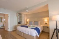 Le Nautique Beachfront Apartments Hotels in Takamaka