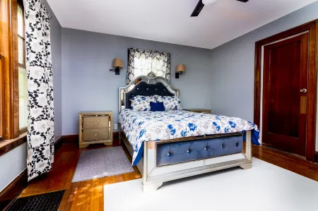 5Br, 1.5 BA Close to Niagara Falls State Park Отели в г. Льюистон