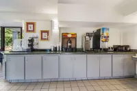 Econo Lodge Garner - Raleigh - breakfast
