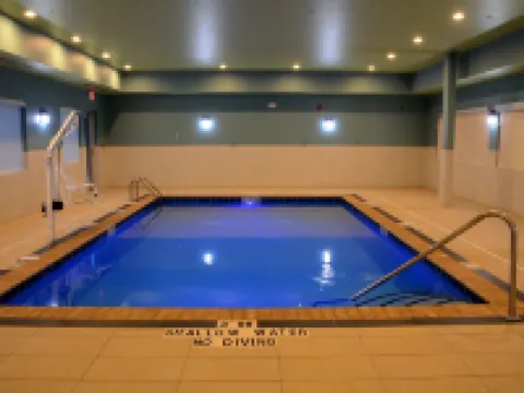 ホリデイ イン エクスプレス & スイーツ ピッツバーグ - モンロービル by IHG モンロービルのホテル