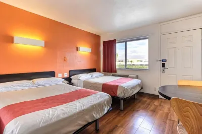 Motel 6 Santa Clara, CA