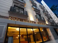 โรงแรมรีวา อัลซันจัก โรงแรมใกล้ฮาร์เบอร์