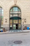 Cozy Apartment in Charming Cincinnati with fitness room, WiFi, Ac