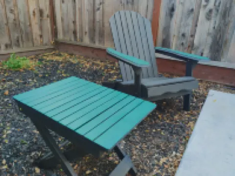 Tranquil Oasis - Private Yard and Serene Setting