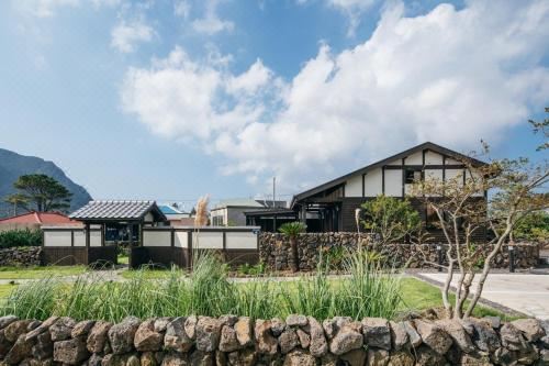 제주 크로베산방 외관