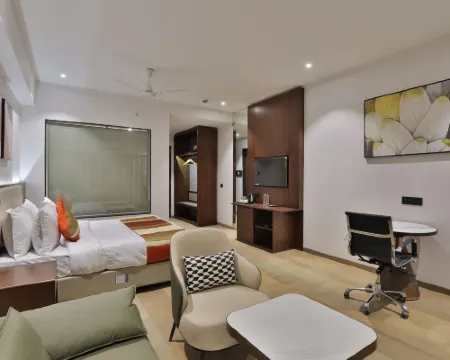 Hotel Elements Hotéis em Surat