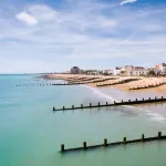 Lovely Seaside Villa & Gardens 40 Metres to Beach
