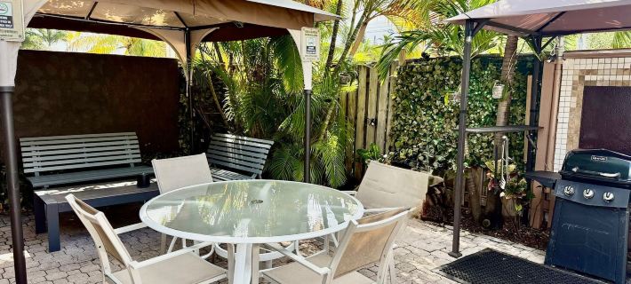 Sheridan Suites Apartments Hotels in Dania Beach
